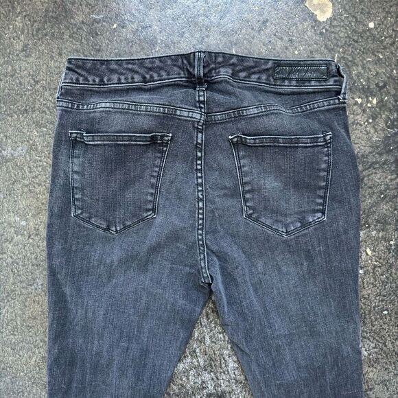 Good Threads Women's Whiskering Frayed Hem Jeans Black Size Large / 30 - Picture 8 of 14